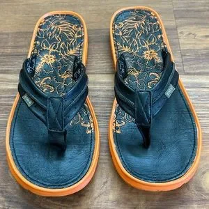 Hurley | Shoes | Kicks Hawaii X Hurley Slippers Sandals  display picture 3